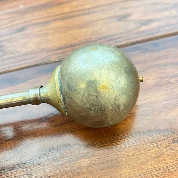 VTG GILCHRIST'S # 31 Wood Handle Brass Mechanical Ice Cream Scoop 11" IUC - Picture 4 of 8